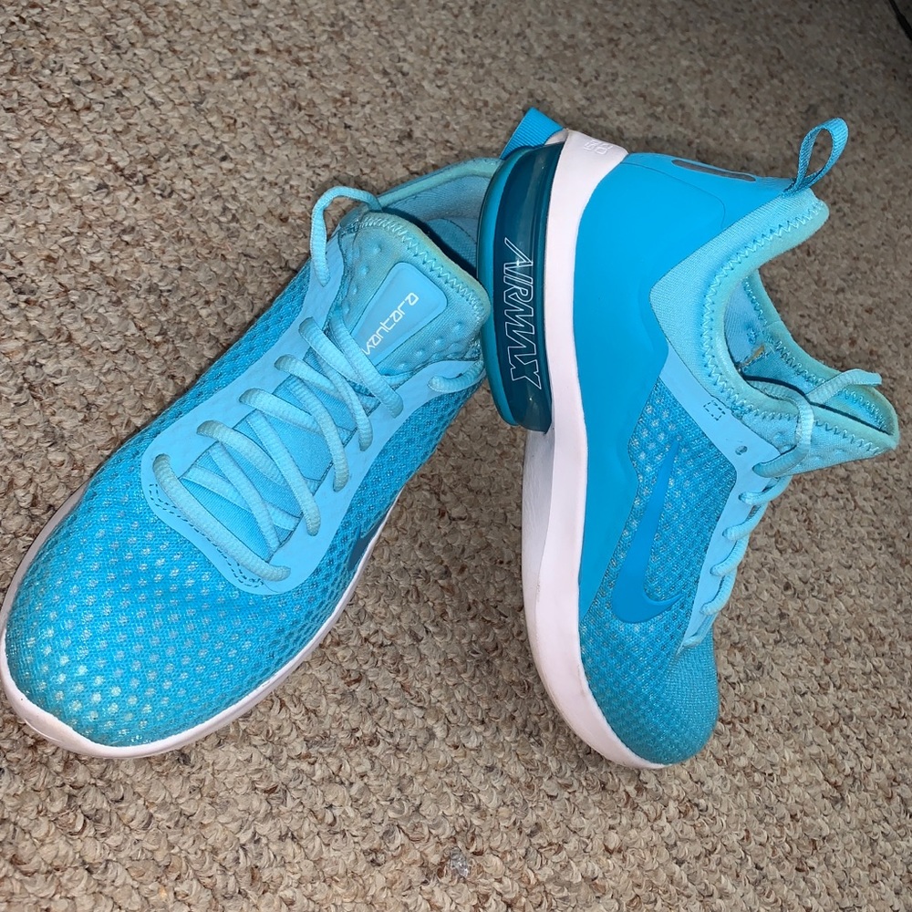 Sea blue Nike Airmax! Size 8.5! 💦🦋🌀